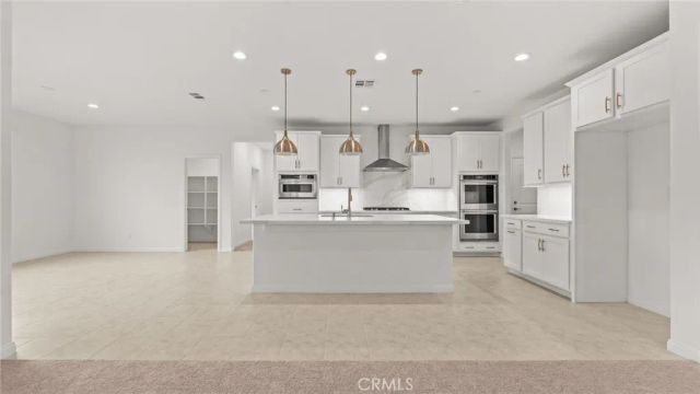 17727 Santa Lucia Court, Riverside, CA 92503