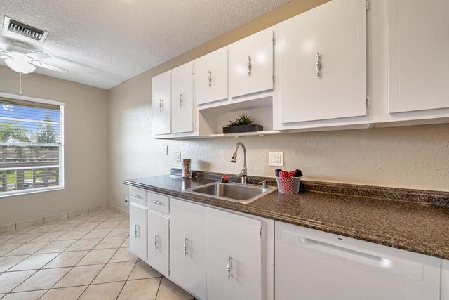 2411 Papaya Drive 202, Delray Beach, FL 33445