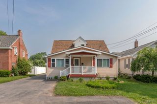 405 East Molloy Road, Salina, NY 13211
