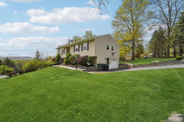 31 Sunset Terrace, Highland Mills, NY 10930