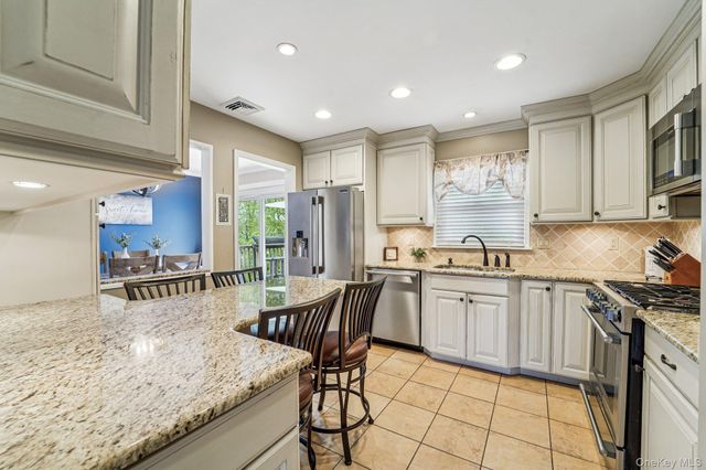 31 Sunset Terrace, Highland Mills, NY 10930