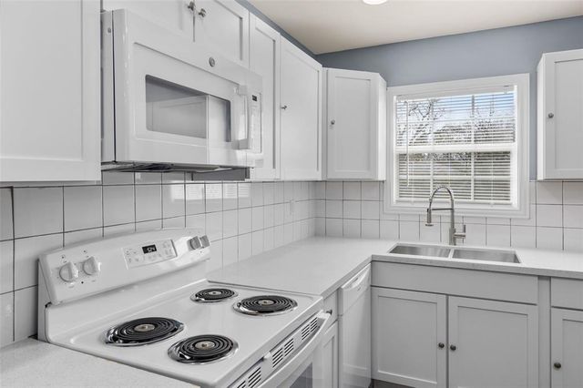 5102 Carmen Street, Houston, TX 77033