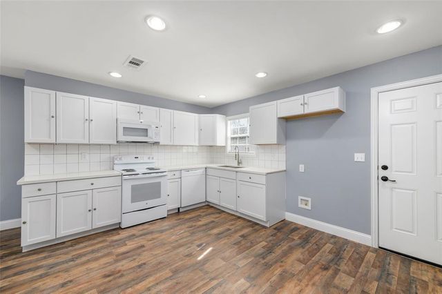 5102 Carmen Street, Houston, TX 77033