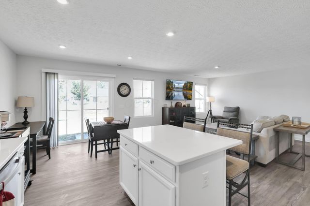 6575 Turning Stone Loop, Canal Winchester, OH 43110