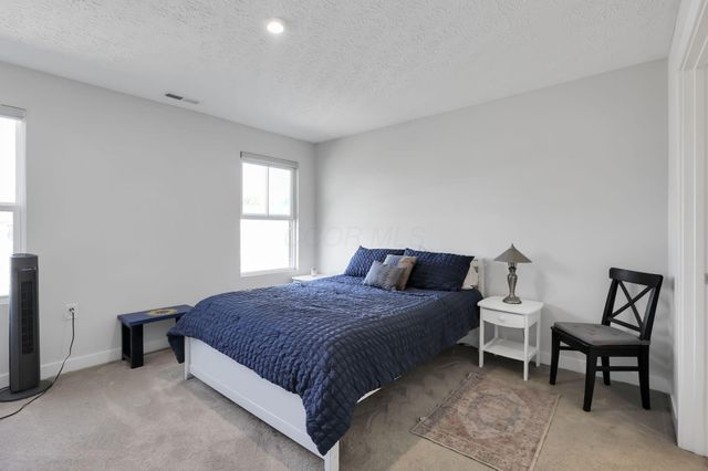 6575 Turning Stone Loop, Canal Winchester, OH 43110