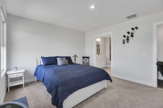 6575 Turning Stone Loop, Canal Winchester, OH 43110