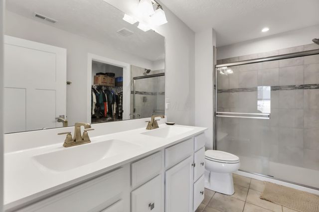 6575 Turning Stone Loop, Canal Winchester, OH 43110