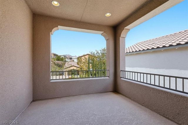 11844 Mino Rio Avenue, Las Vegas, NV 89138