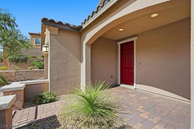 11844 Mino Rio Avenue, Las Vegas, NV 89138