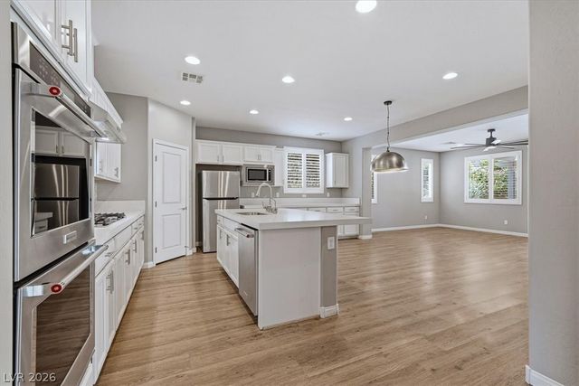 11844 Mino Rio Avenue, Las Vegas, NV 89138