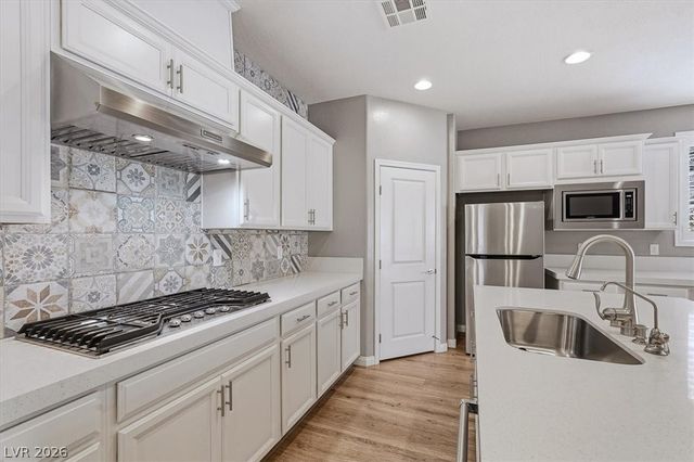 11844 Mino Rio Avenue, Las Vegas, NV 89138