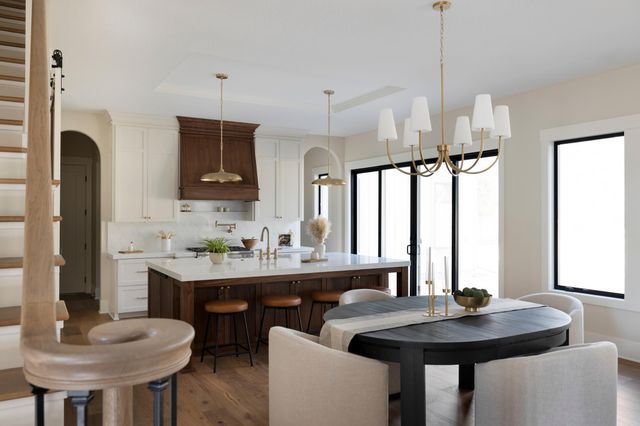 6205 Hillside Road, Edina, MN 55436