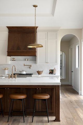 6205 Hillside Road, Edina, MN 55436