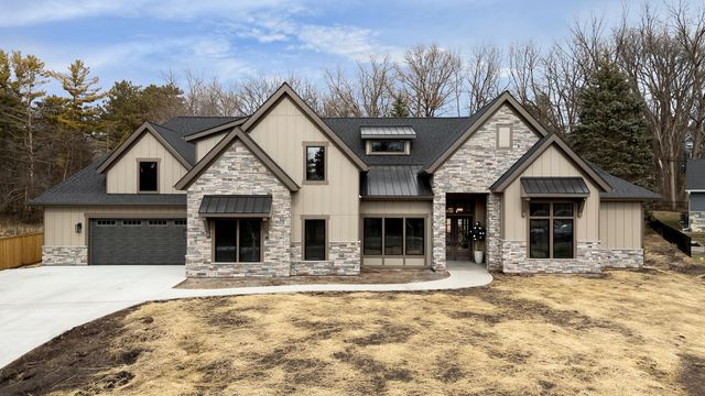 6205 Hillside Road, Edina, MN 55436