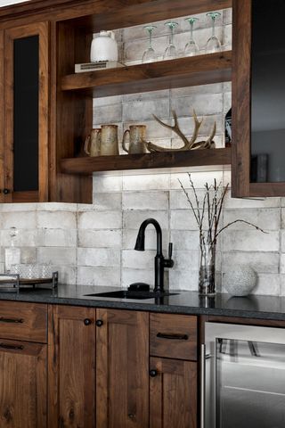 6205 Hillside Road, Edina, MN 55436