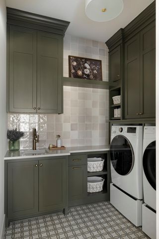 6205 Hillside Road, Edina, MN 55436