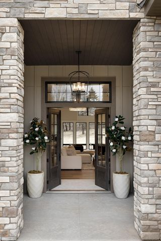 6205 Hillside Road, Edina, MN 55436