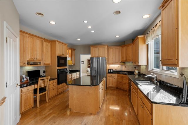 305 S Reach Lane, Salem, SC 29676