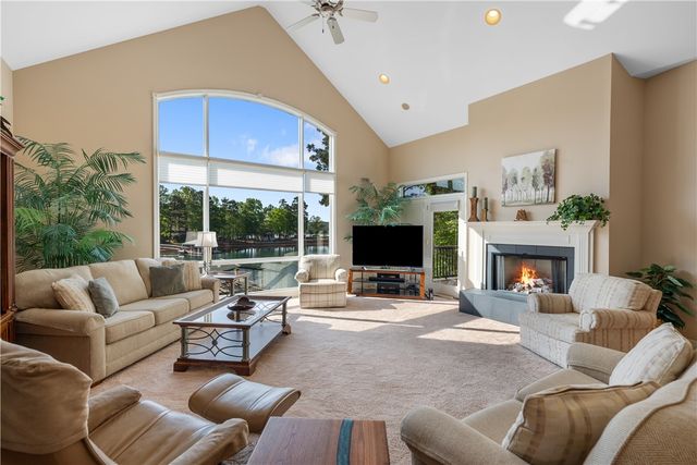 305 S Reach Lane, Salem, SC 29676