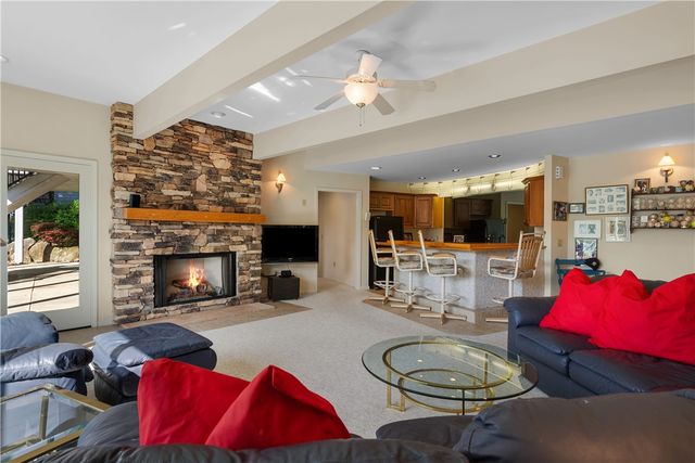 305 S Reach Lane, Salem, SC 29676