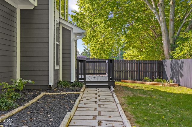 3258 Starlite Court, Columbus, IN 47203