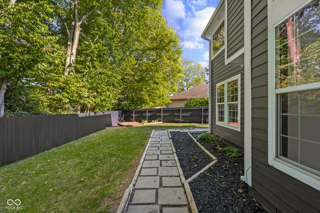 3258 Starlite Court, Columbus, IN 47203