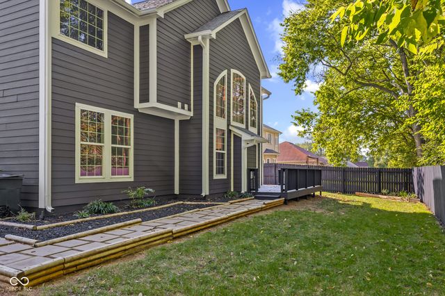 3258 Starlite Court, Columbus, IN 47203