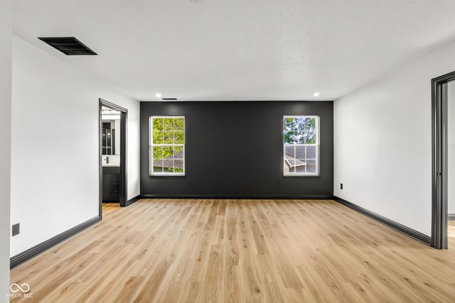 3258 Starlite Court, Columbus, IN 47203