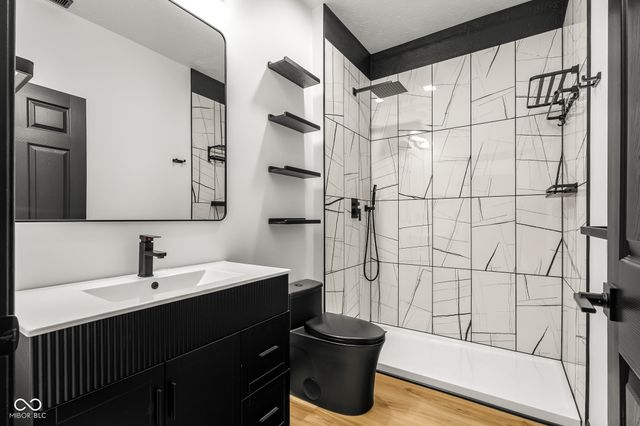 3258 Starlite Court, Columbus, IN 47203