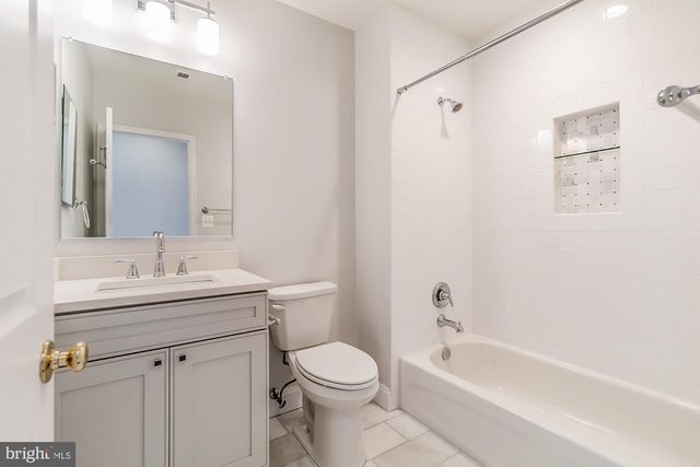 400 KILREE RD #302, Lutherville Timonium, MD 21093