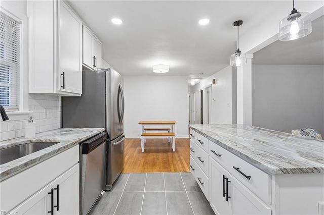 119 Nicewood DR, Newport News, VA 23602