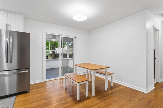 119 Nicewood DR, Newport News, VA 23602