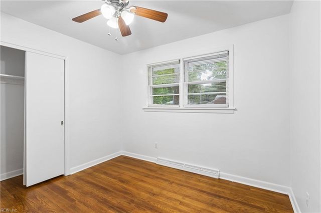 119 Nicewood DR, Newport News, VA 23602