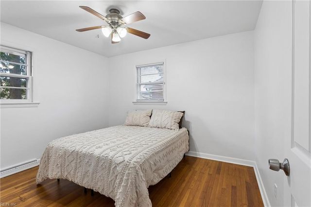 119 Nicewood DR, Newport News, VA 23602