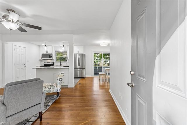 119 Nicewood DR, Newport News, VA 23602