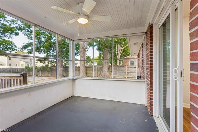 119 Nicewood DR, Newport News, VA 23602