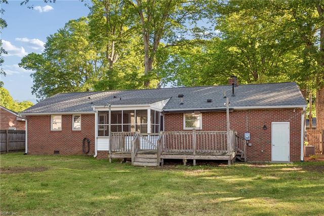 119 Nicewood DR, Newport News, VA 23602