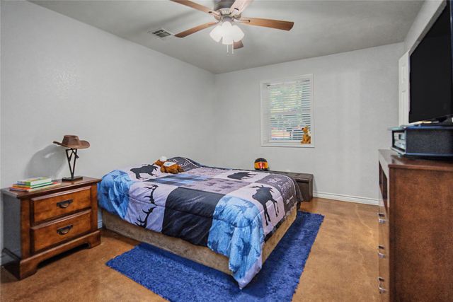 835 Wood Hollow Drive, Weatherford, TX 76087