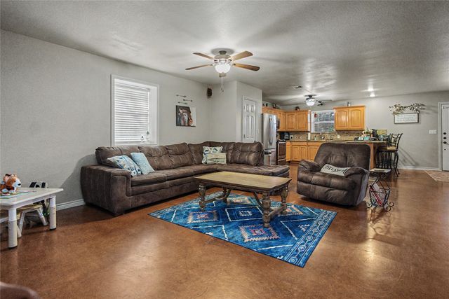 835 Wood Hollow Drive, Weatherford, TX 76087