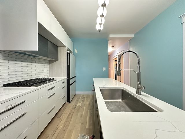 3245 N LAKEWOOD Avenue 2, Chicago, IL 60657