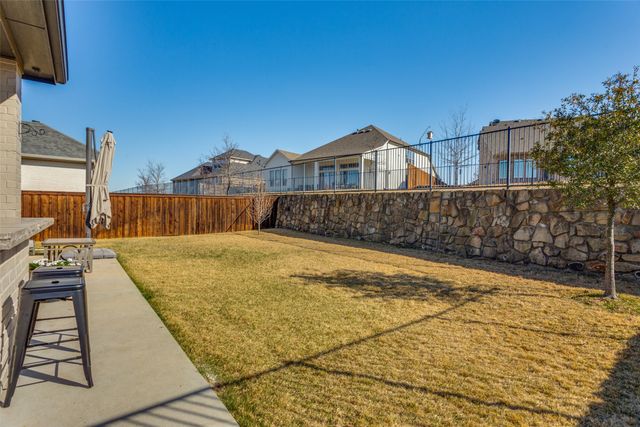 13613 Marys Ridge Road, Fort Worth, TX 76008