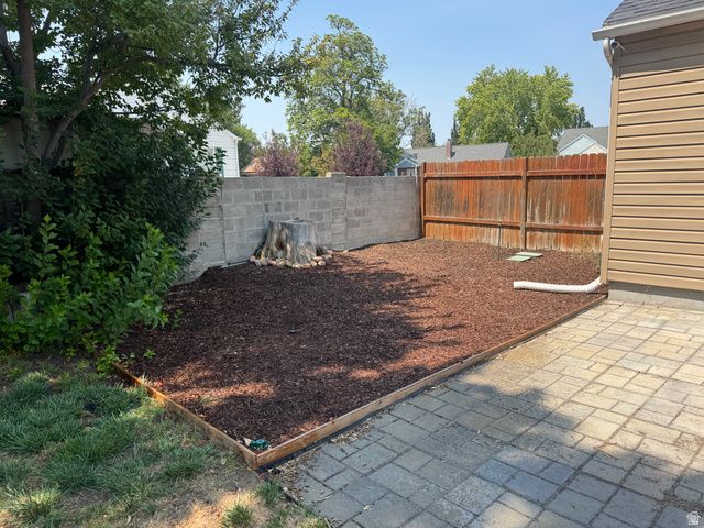 4662 S RAINBOW DR, Salt Lake City, UT 84107