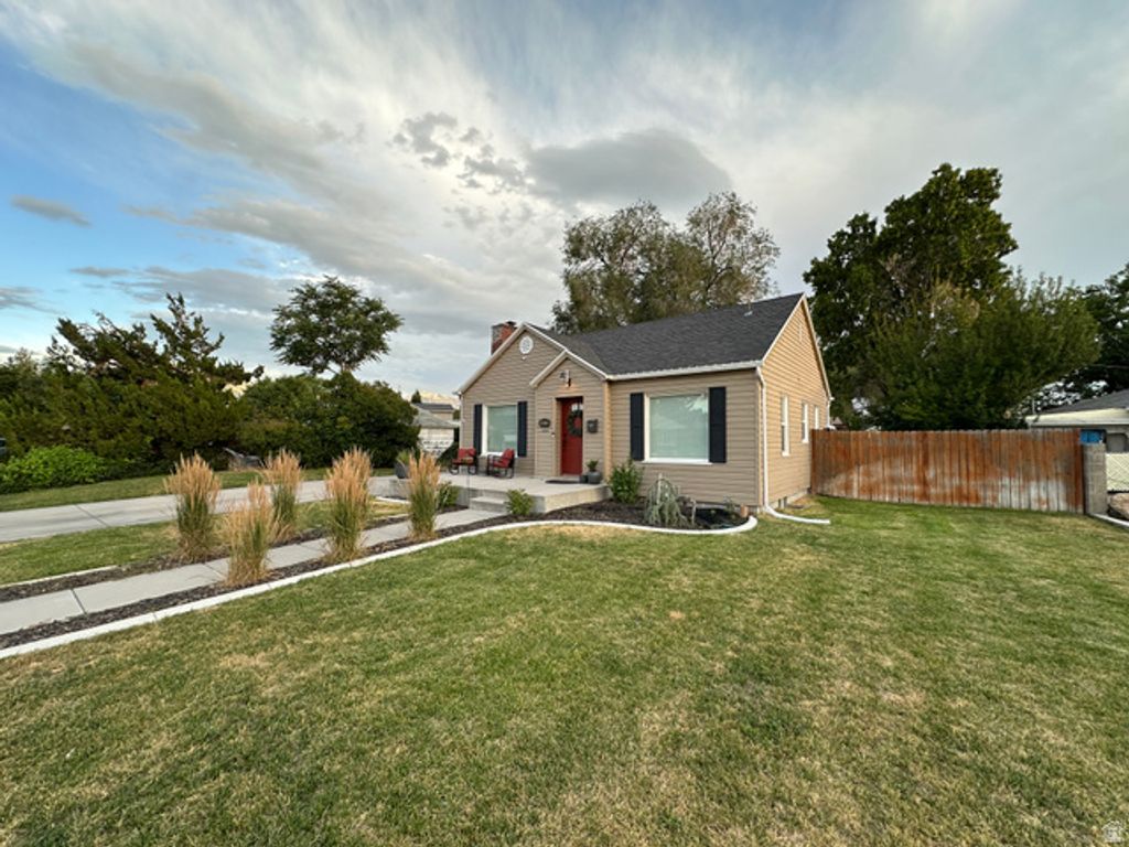 4662 S RAINBOW DR, Salt Lake City, UT 84107 — photo 2