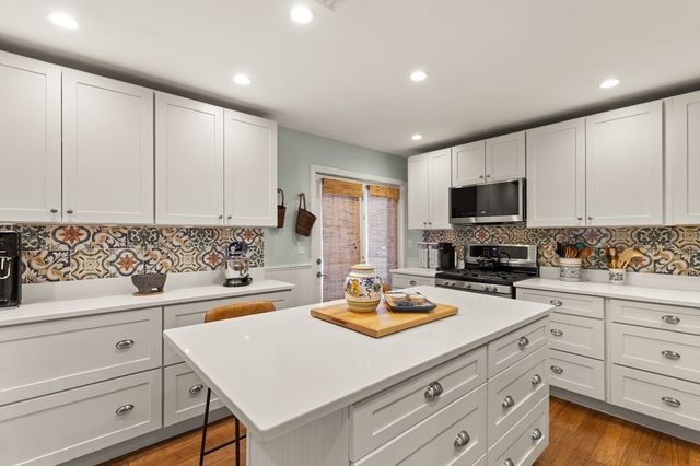 12 Jasper Lane 12, Randolph, MA 02368