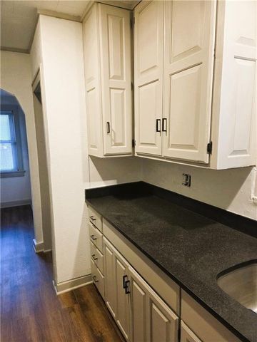 3831 NE ANTIOCH Road, Kansas City, MO 64117