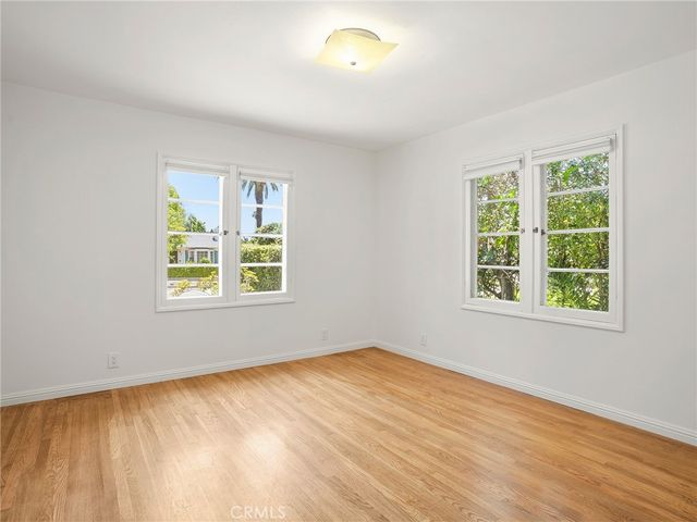 1727 N Hill Avenue, Pasadena, CA 91104