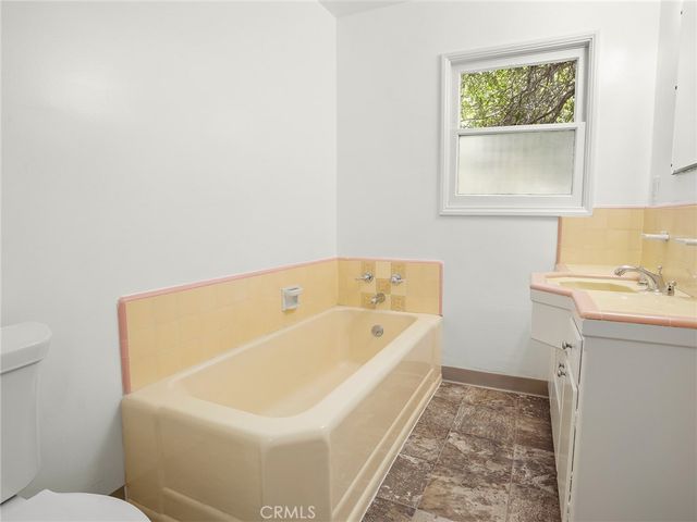 1727 N Hill Avenue, Pasadena, CA 91104