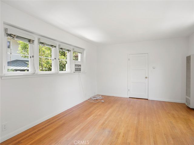 1727 N Hill Avenue, Pasadena, CA 91104