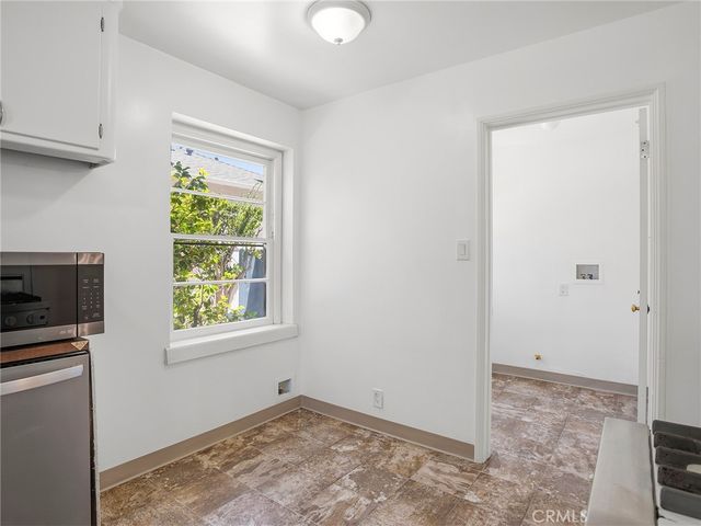 1727 N Hill Avenue, Pasadena, CA 91104