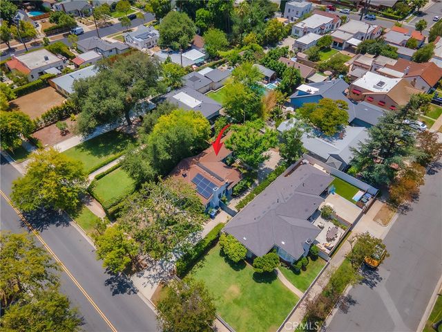 1727 N Hill Avenue, Pasadena, CA 91104